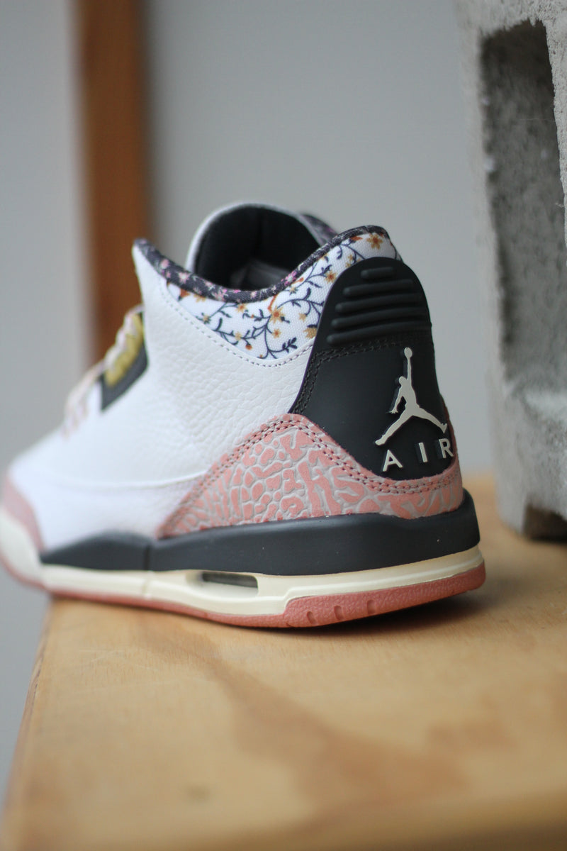 AIR JORDAN 3 RETRO GS RED STARDUST