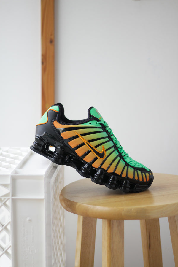 NIKE SHOX TL "GREEN SHOCK/BLACK-BRIGHT CERAMIC-BLACK"
