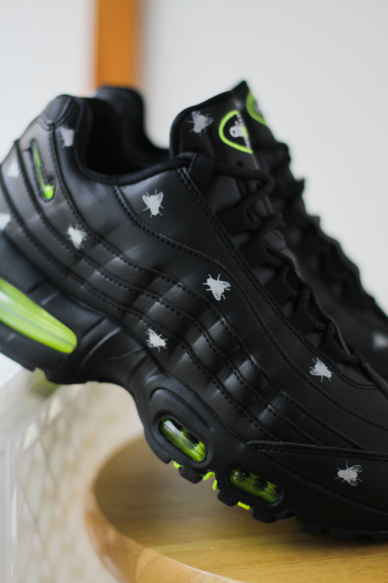 NIKE AIR MAX 95 PREMIUM "BLACK/NEON YELLOW-BLACK-MTLC DARK GREY"