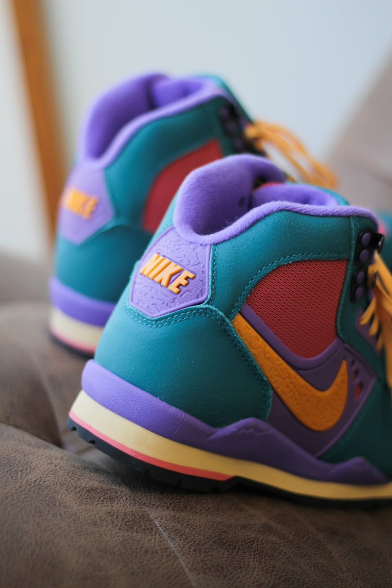 NIKE AIR BALTORO SP "BRIGHT SPRUCE/KUMQUAT-FRUIT PUNCH"