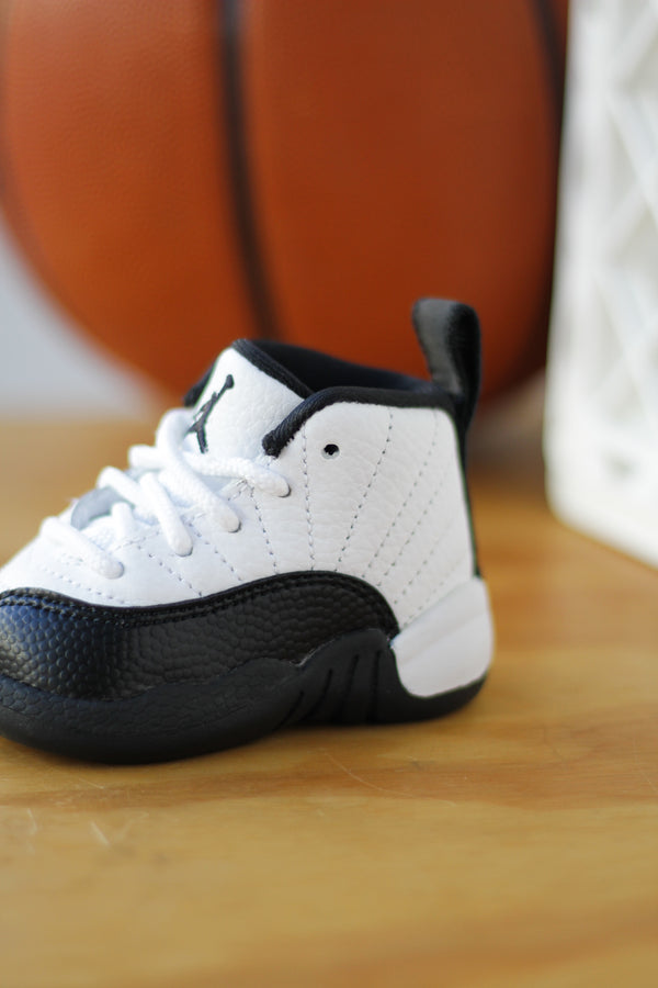JORDAN 12 RETRO (TD) "WHITE/BLACK-TAXI"