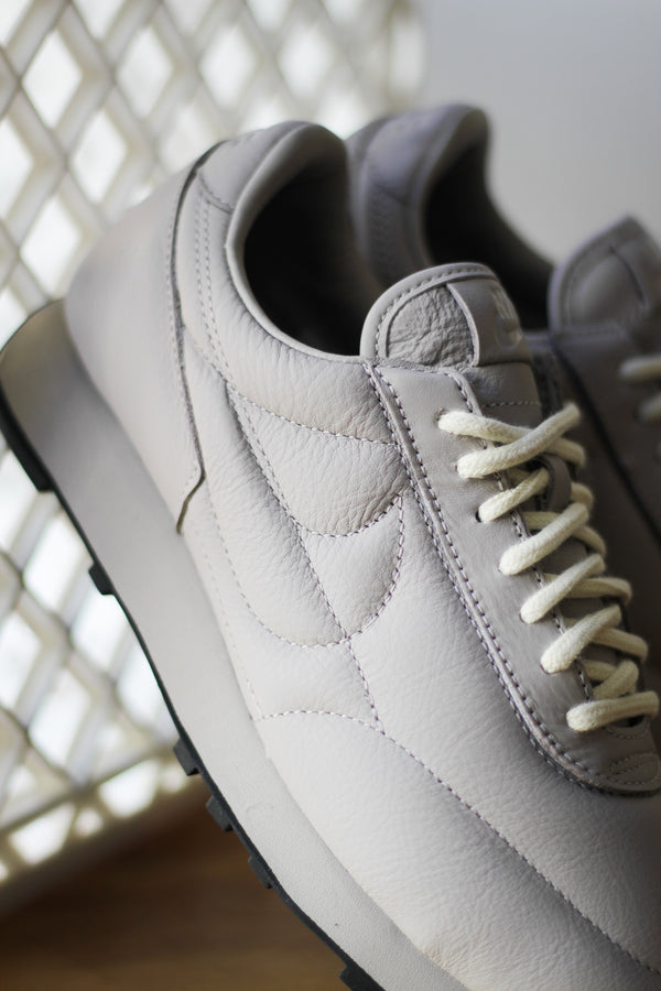 NIKE DBREAK SP "ANTHRACITE/ANTHRACITE-BLACK-COCONUT MILK"