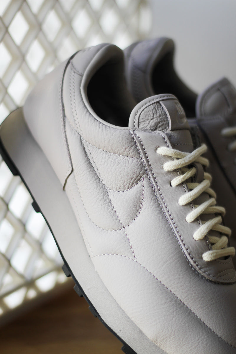 NIKE DBREAK SP "ANTHRACITE/ANTHRACITE-BLACK-COCONUT MILK"