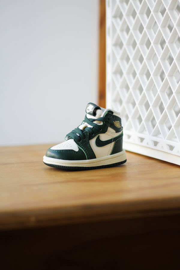 JORDAN 1 RETRO HIGH OG (TD) "PALE IVORY/PRO GREEN-FIR-COCONUT MILK"