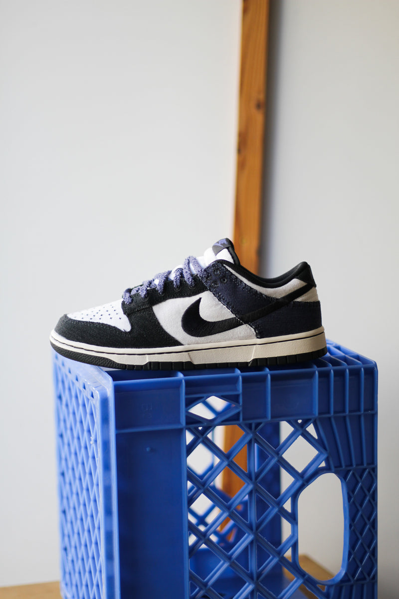 NIKE DUNK LOW RETRO SE  "WHITE/OFF NOIR-SANDED PURPLE-WHITE"