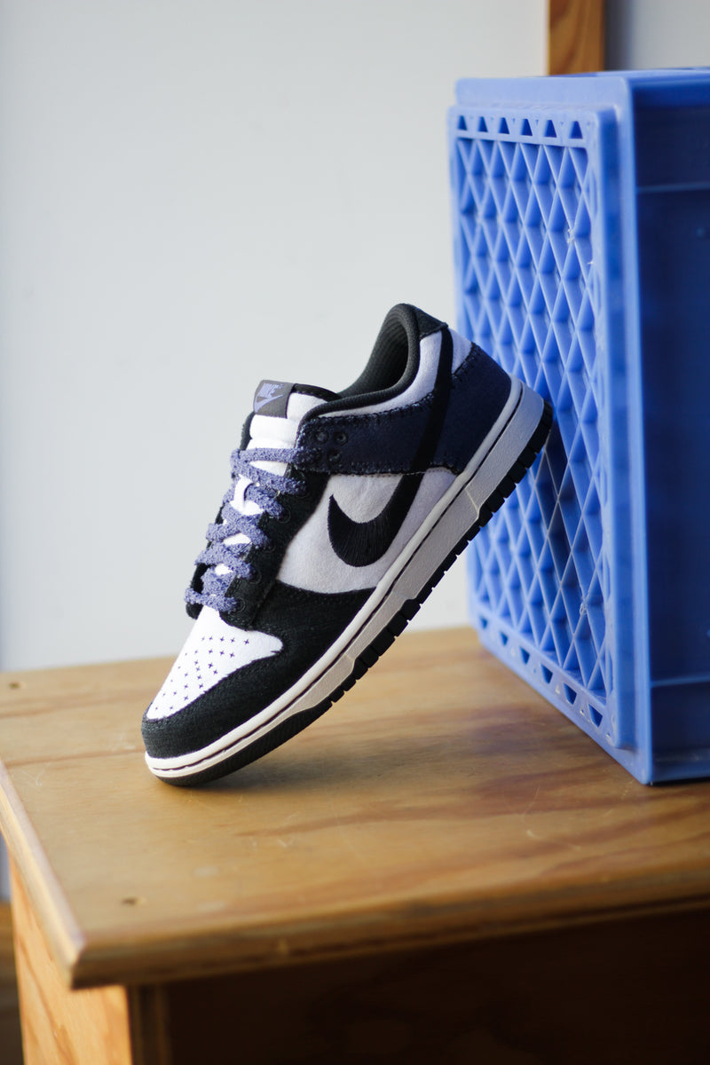 NIKE DUNK LOW RETRO SE  "WHITE/OFF NOIR-SANDED PURPLE-WHITE"