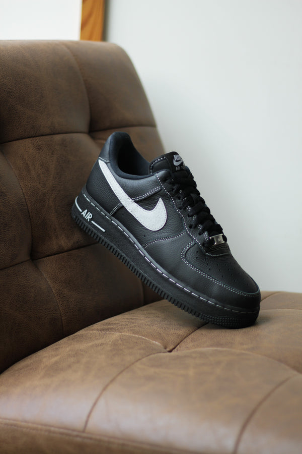 NIKE AIR FORCE 1 '07 LV8 "BLACK/WOLF GREY-BLACK-BLACK"