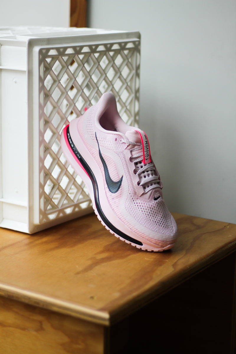 NIKE PEGASUS PREMIUM "PINK FOAM/OFF NOIR-BLACK-HYPER PINK"