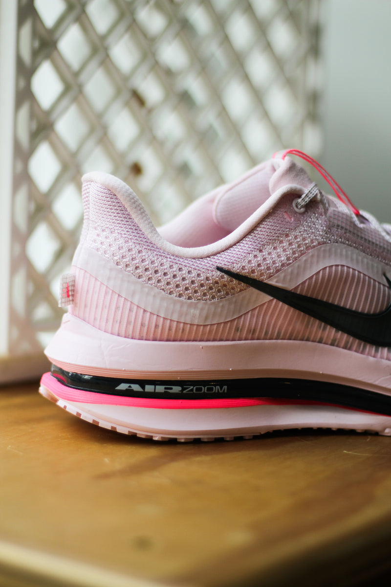 NIKE PEGASUS PREMIUM "PINK FOAM/OFF NOIR-BLACK-HYPER PINK"
