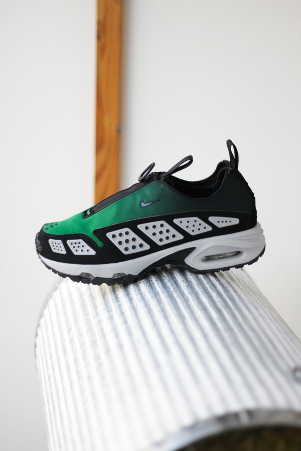 W NIKE AIR MAX SNDR "PINE GREEN/BLACK-SEAWEED-WOLF GREY"