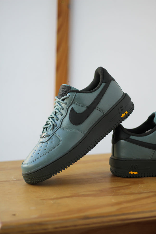 NIKE AIR FORCE 1 GTX VIBRAM "CLAY GREEN/SEQUOIA-SPEED YELLOW"