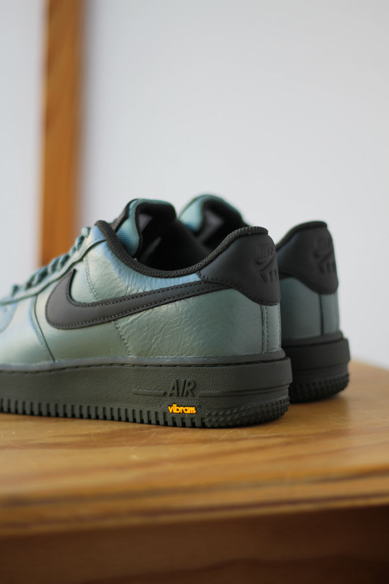 NIKE AIR FORCE 1 GTX VIBRAM "CLAY GREEN/SEQUOIA-SPEED YELLOW"
