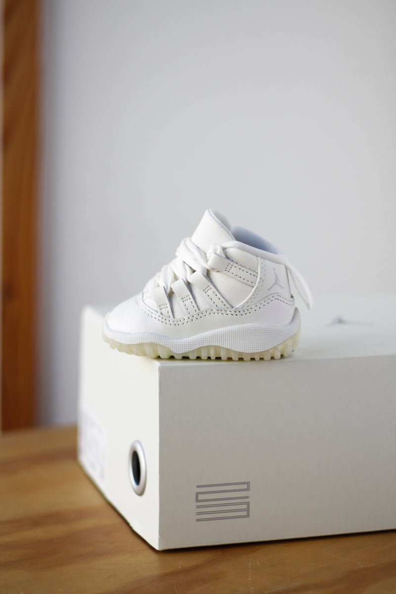JORDAN 11 RETRO (TD) "SAIL/PEARL GREY-WHITE-METALLIC SILVER"