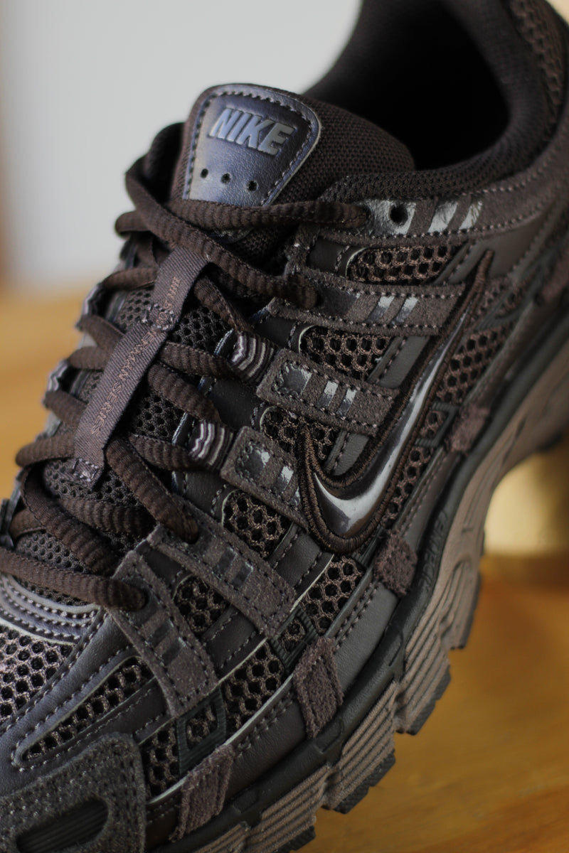 NIKE P-6000 SE "VELVET BROWN/VELVET BROWN-IRONSTONE"