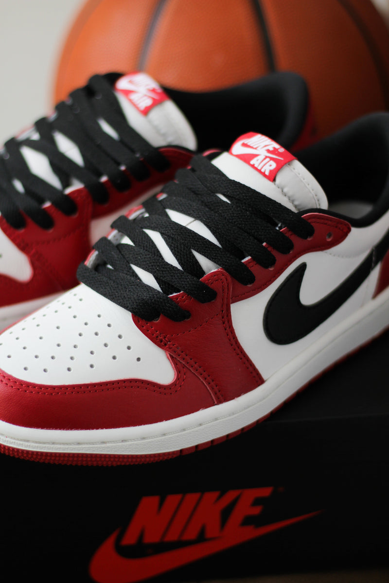 AIR JORDAN 1 RETRO LOW "VARSITY RED/BLACK-SUMMIT WHITE"