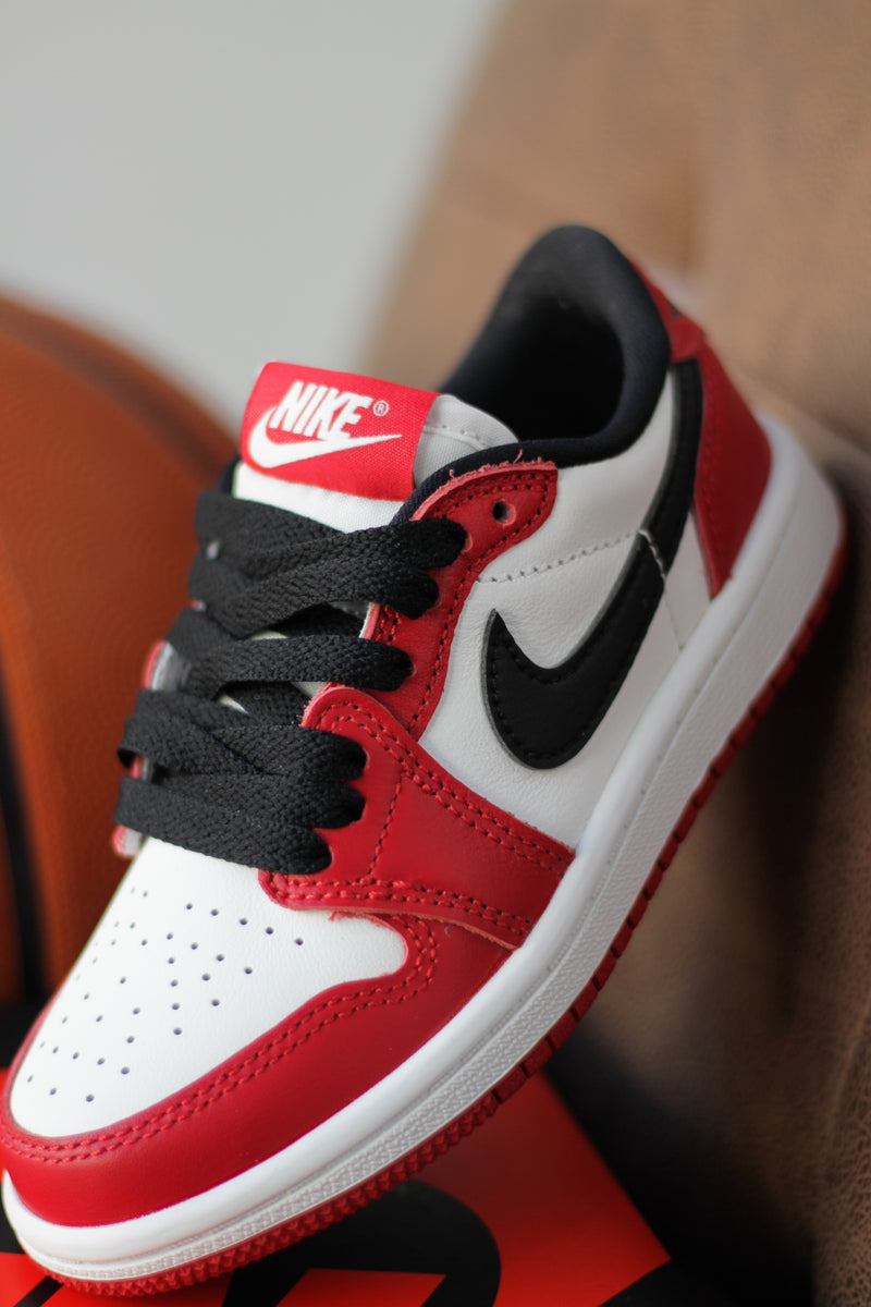 AIR JORDAN 1 RETRO LOW (GS) "VARSITY RED/BLACK-SUMMIT WHITE"