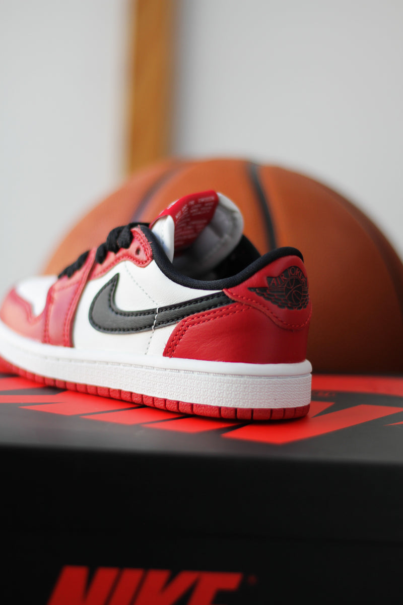 AIR JORDAN 1 RETRO LOW (GS) "VARSITY RED/BLACK-SUMMIT WHITE"