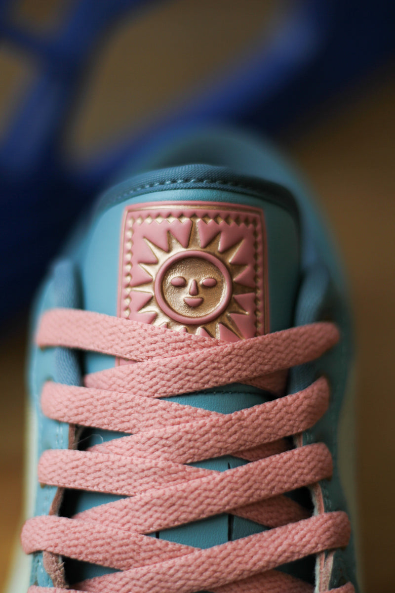 AIR JORDAN 1 LOW SE "DENIM TURQ/SMOKEY BLUE-RED STARDUST"