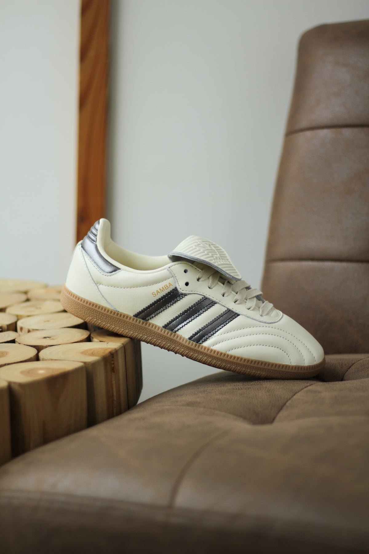 Adidas Samba LT Ivory Black Gum Sneakers NWT Men’s 6 Women’s 7.5 MSRP $120 W ADIDAS SAMBA LT  main image 3