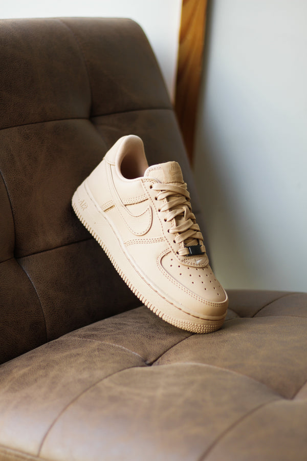 NIKE AIR FORCE 1 LOW RETRO PREMIUM "VACHETTA TAN/VACHETTA TAN-BLACK"
