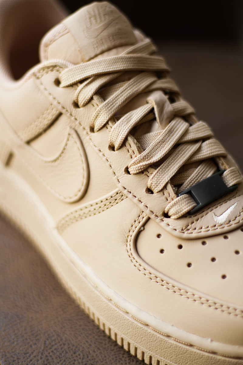 NIKE AIR FORCE 1 LOW RETRO PREMIUM "VACHETTA TAN/VACHETTA TAN-BLACK"