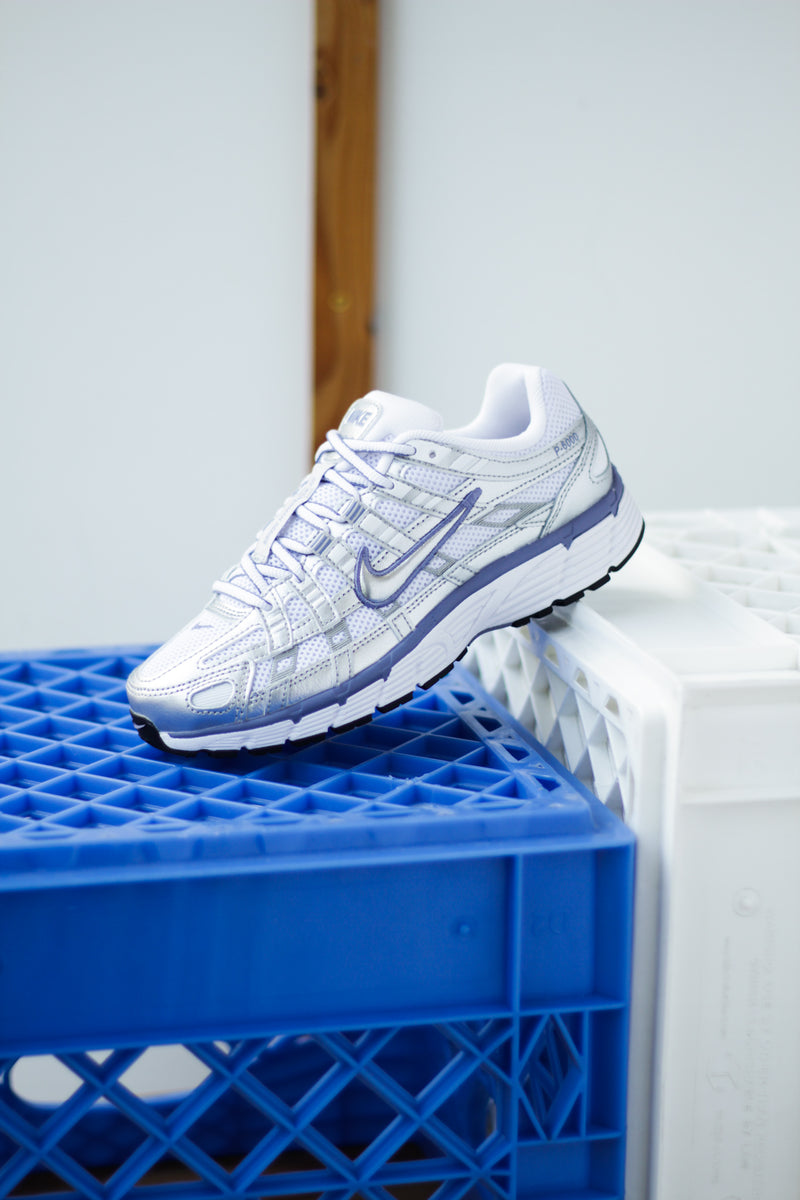 W NIKE P-6000 