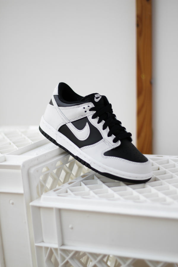 NIKE DUNK LOW (GS) "BLACK/PLATINUM TINT-PLATINUM TINT-WHITE"