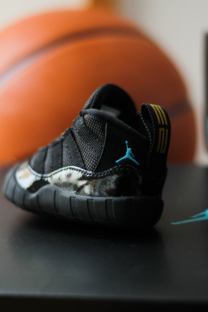 air jordan 11 black gamma blue