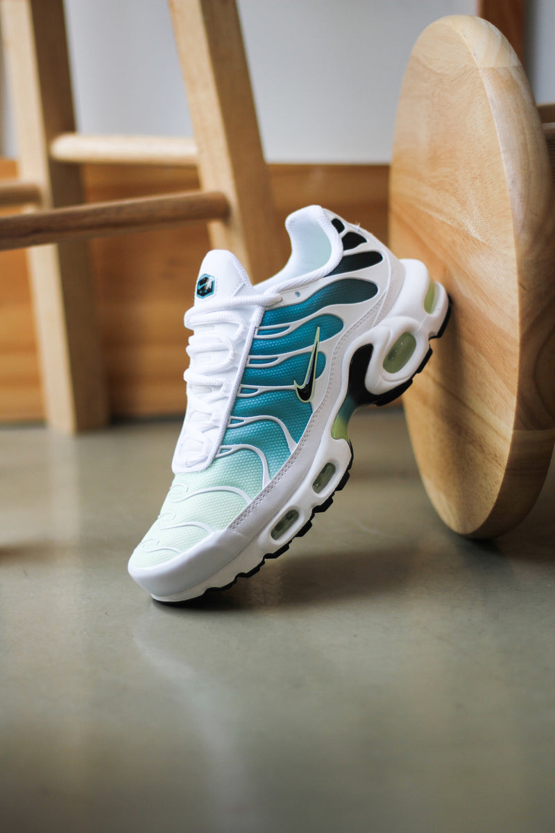 W AIR MAX PLUS "DUSTY CACTUS"