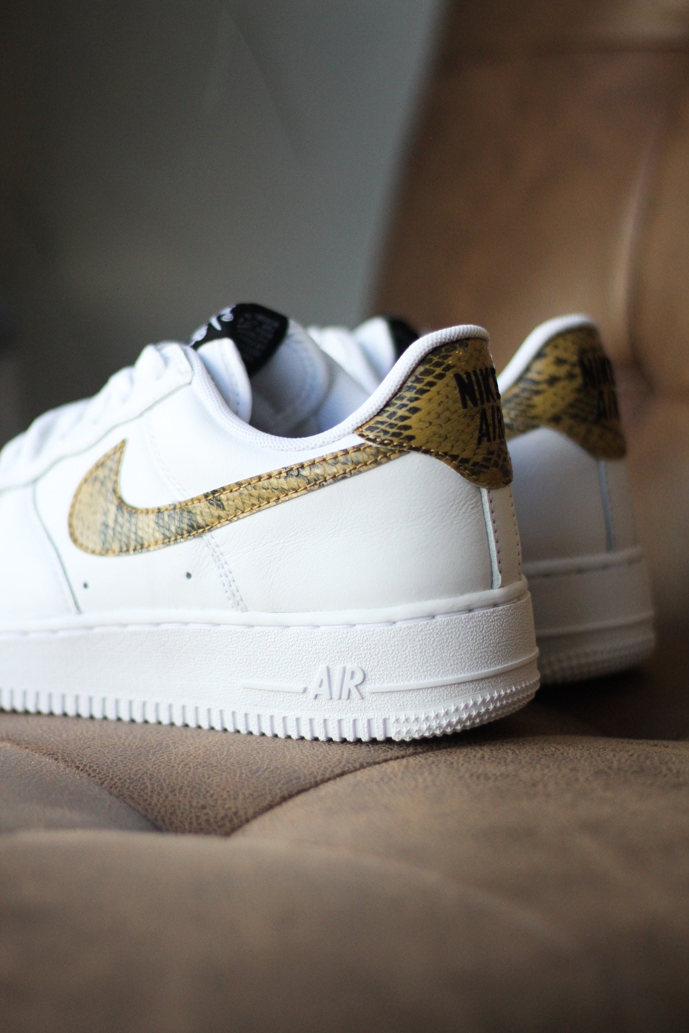 AIR FORCE 1 LOW RETRO PRM 