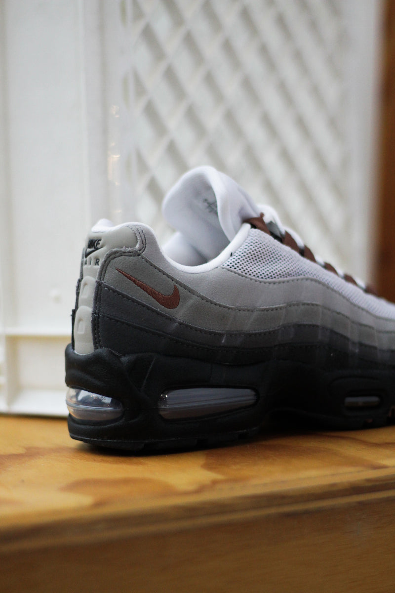 W NIKE AIR MAX 95 OG