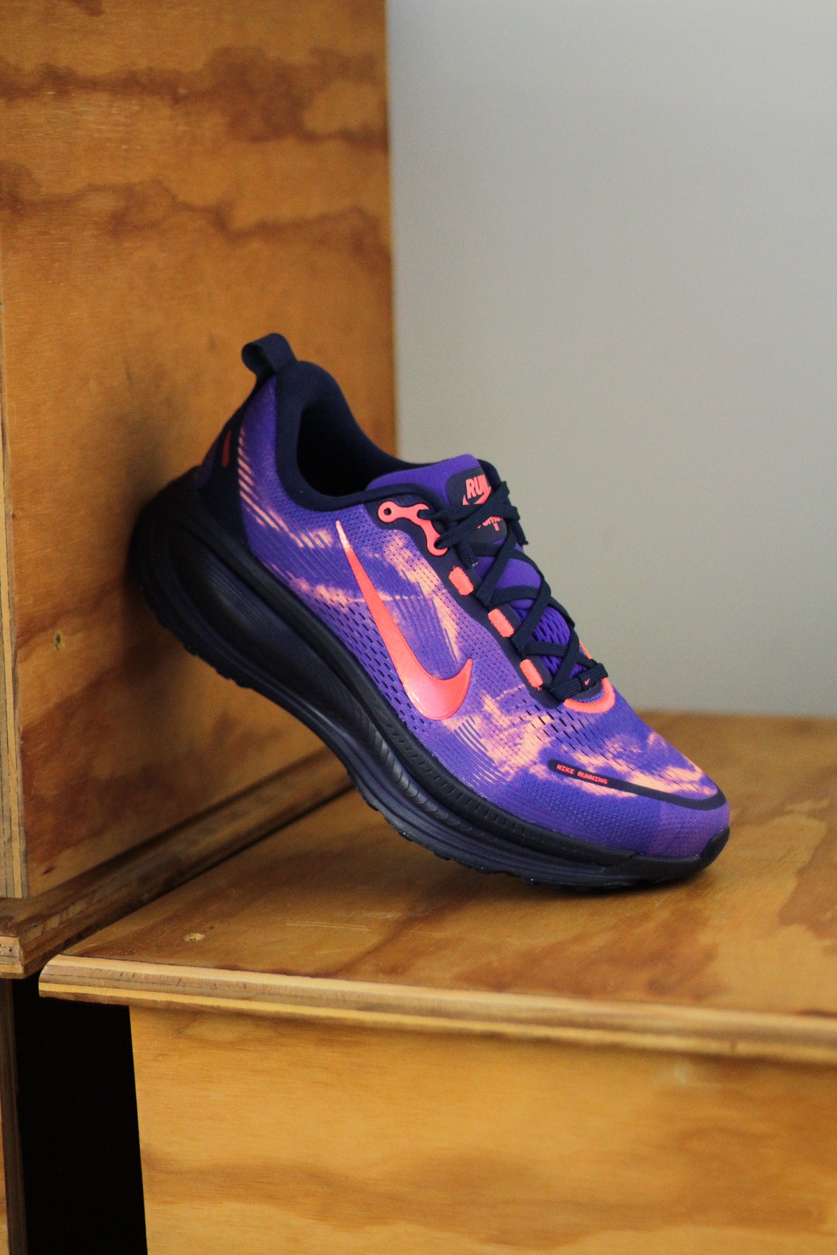 NIKE VOMERO 18 
