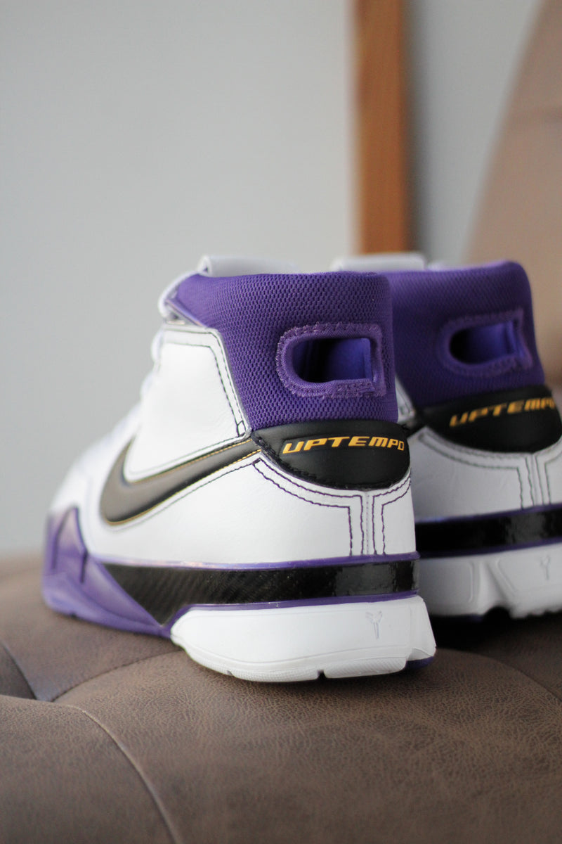 Nike Kobe1 PROTRO バスケットシューズ ホワイト/パープル NIKE KOBE BRYANT 1 PROTRO 