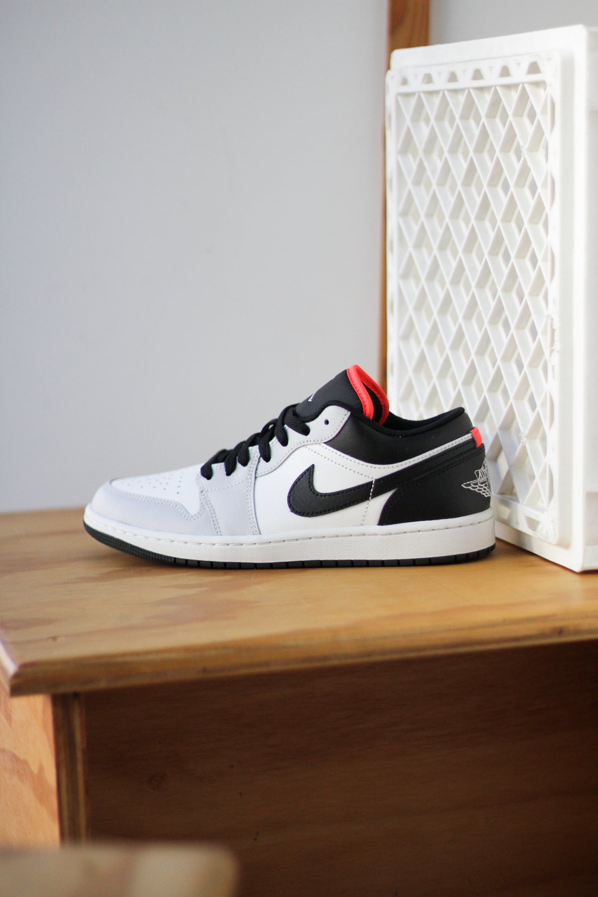 jordan 23s black and white