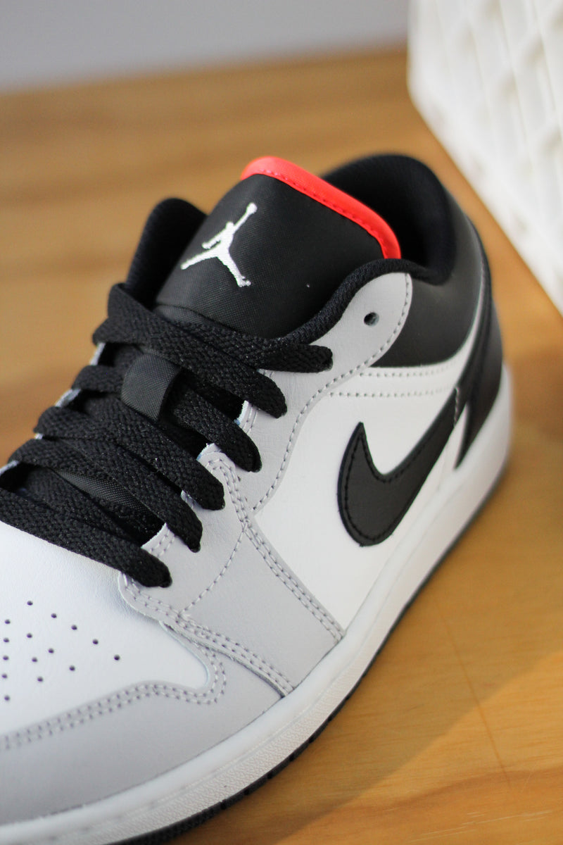 black and white air jordan 23