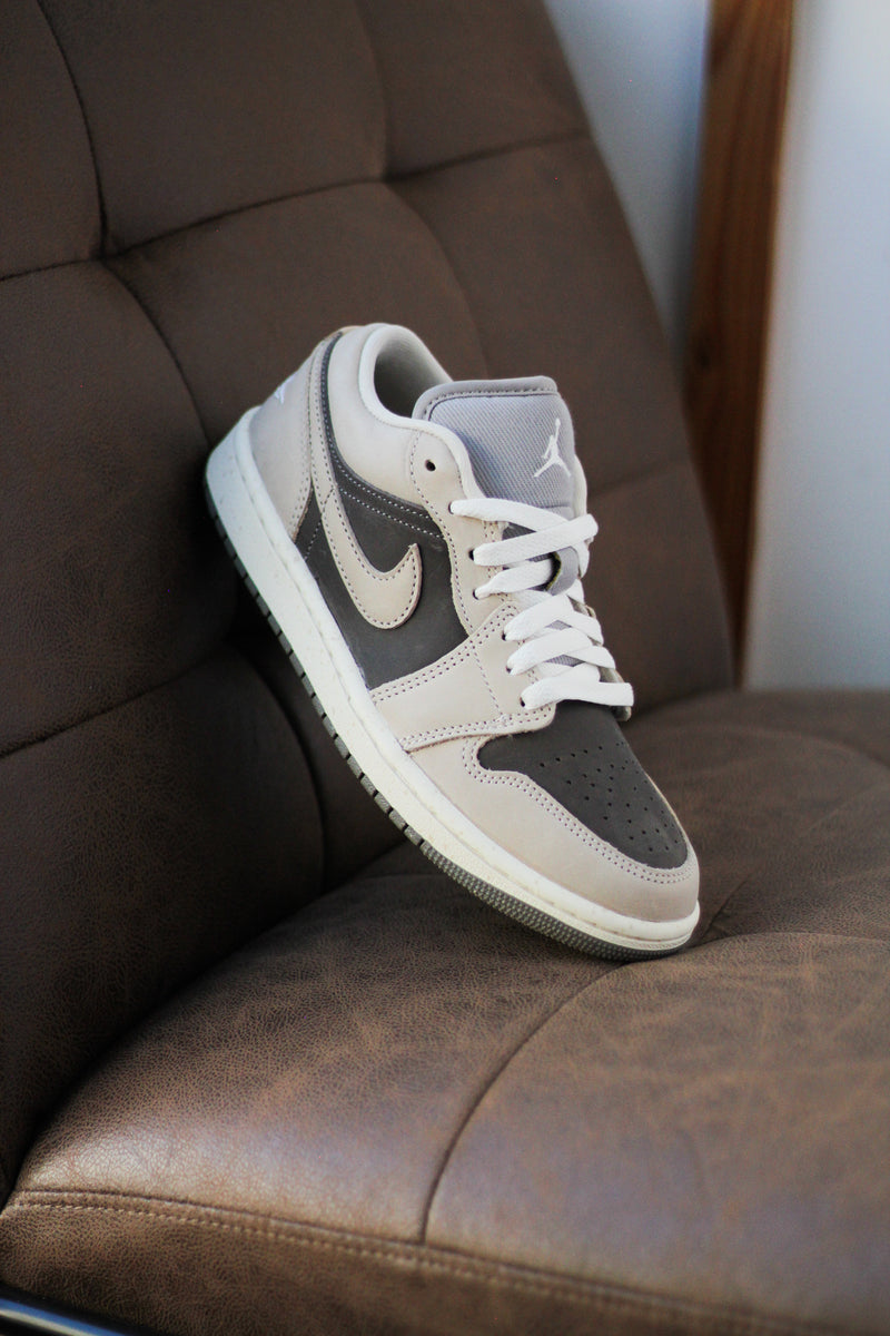 oatmeal jordan 1 low