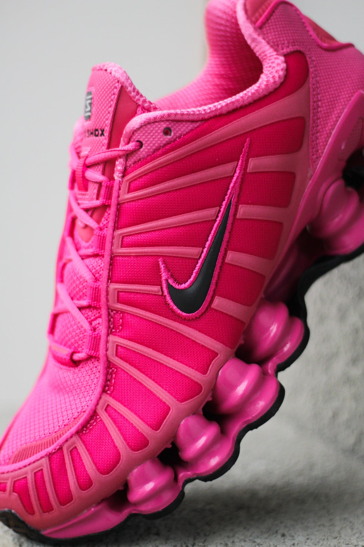 NIKE SHOX TL 
