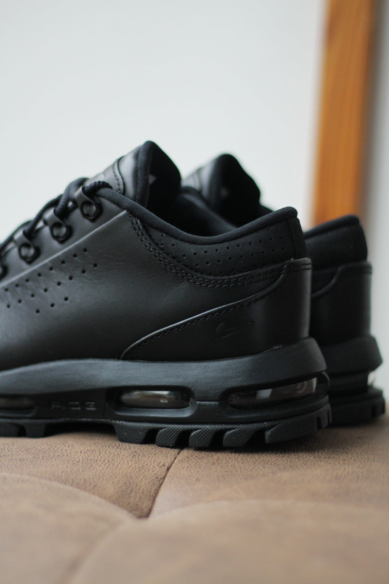 NIKE AIR MAX GOADOME LOW SP 