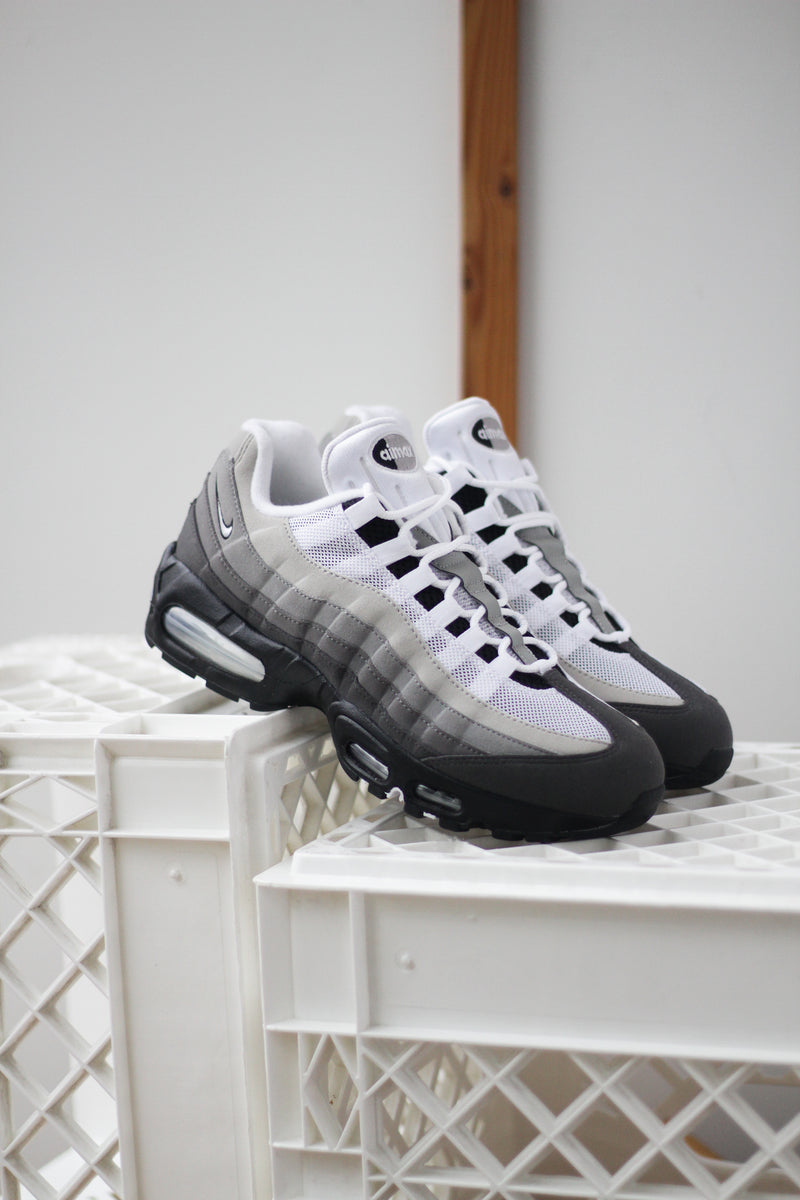 NIKE AIR MAX 95 OG 