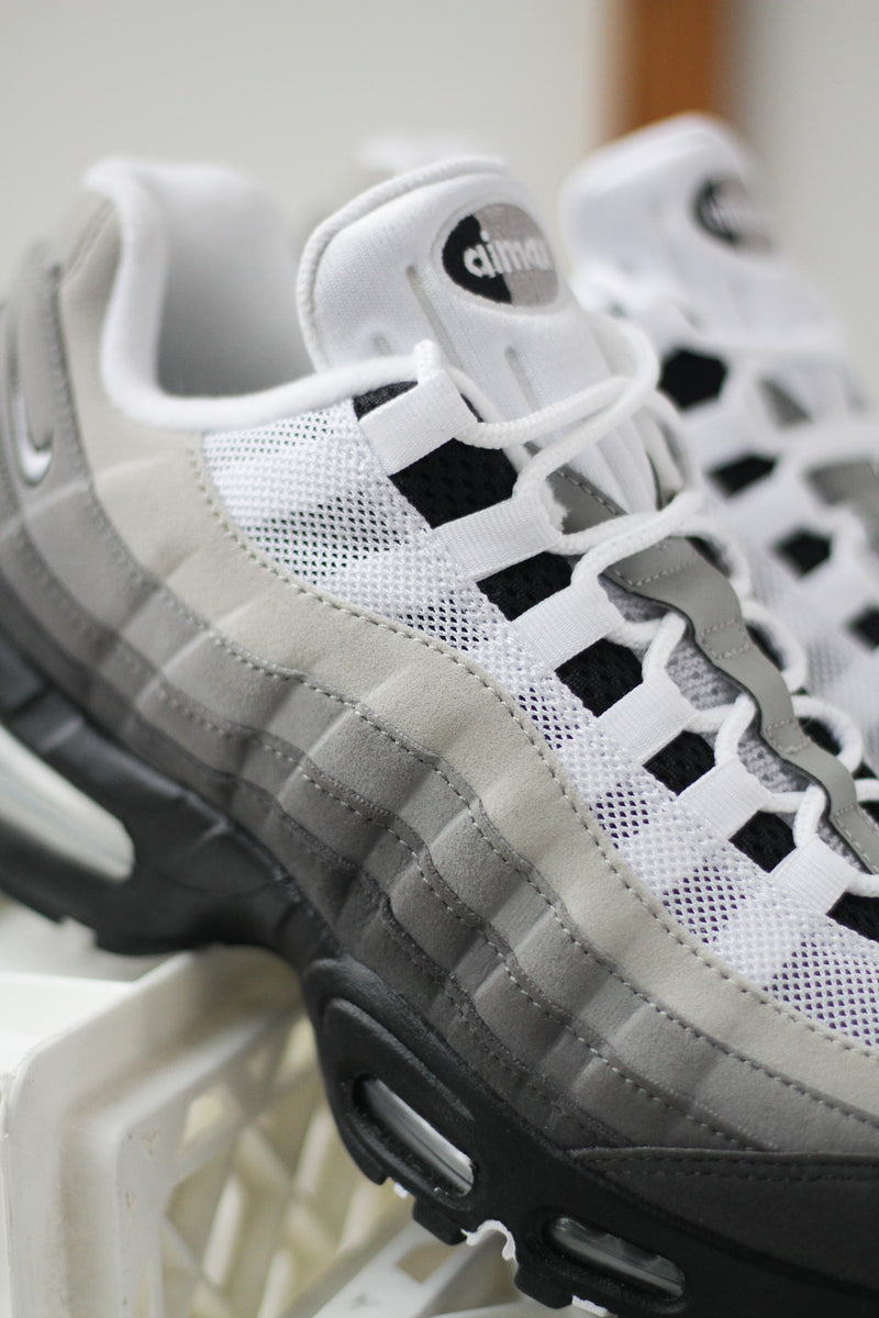 NIKE AIR MAX 95 OG 