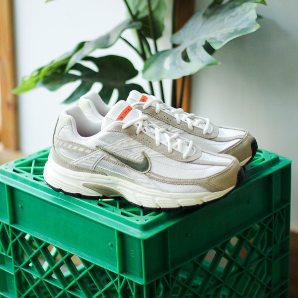 NIKE INITIATOR 
