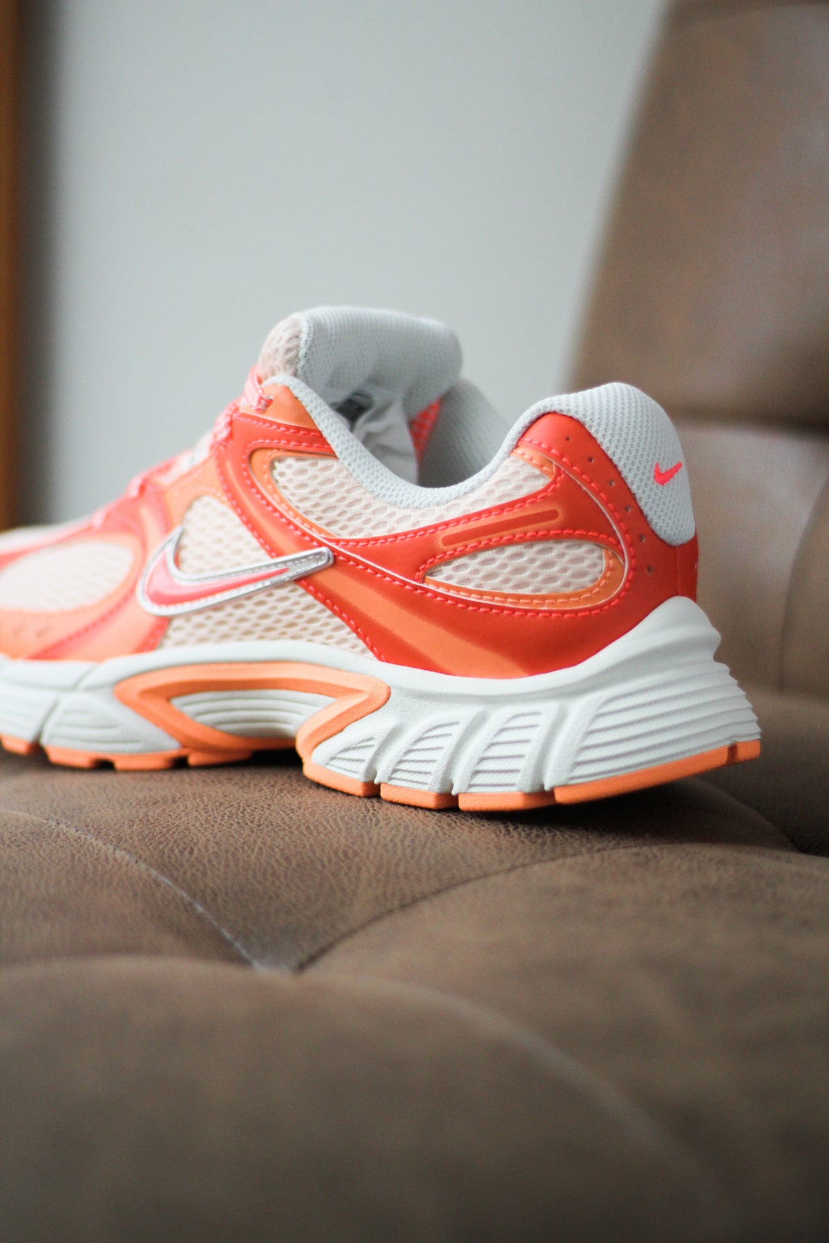 W NIKE V5 RNR 