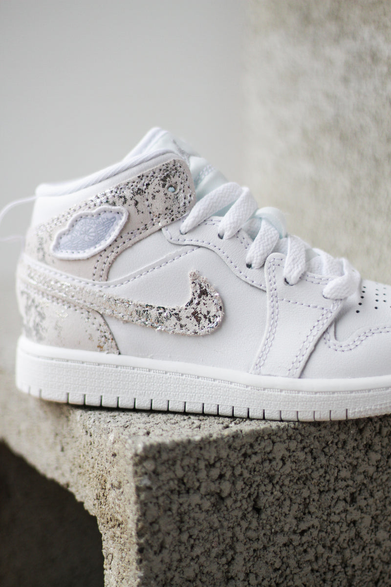 JORDAN 1 MID SE (PS) 
