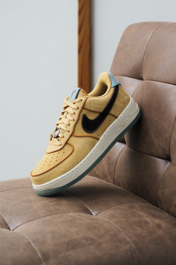 あーゆう　新品　タグ付き　NIKE KOBE PROTRO 25cm NIKE KOBE AIR FORCE 1 LOW PROTRO 