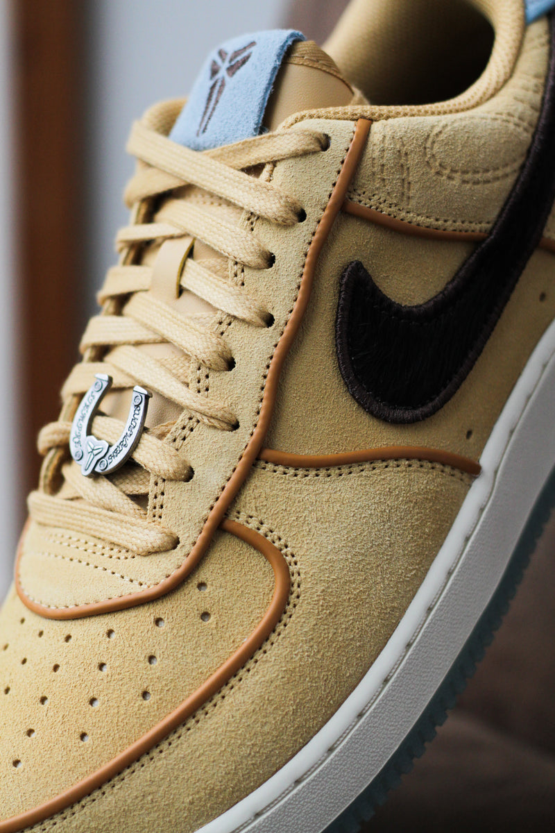 NIKE KOBE AIR FORCE 1 LOW PROTRO 