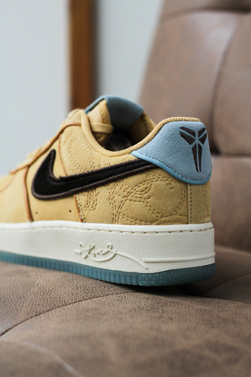 NIKE KOBE AIR FORCE 1 LOW PROTRO 