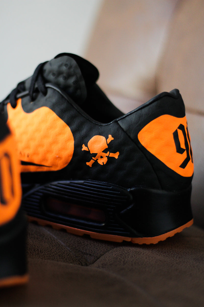 NIKE AIR MAX 90 