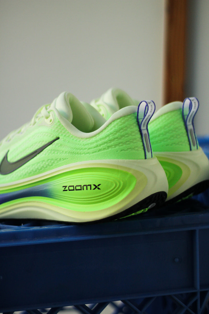 NIKE VOMERO PLUS 