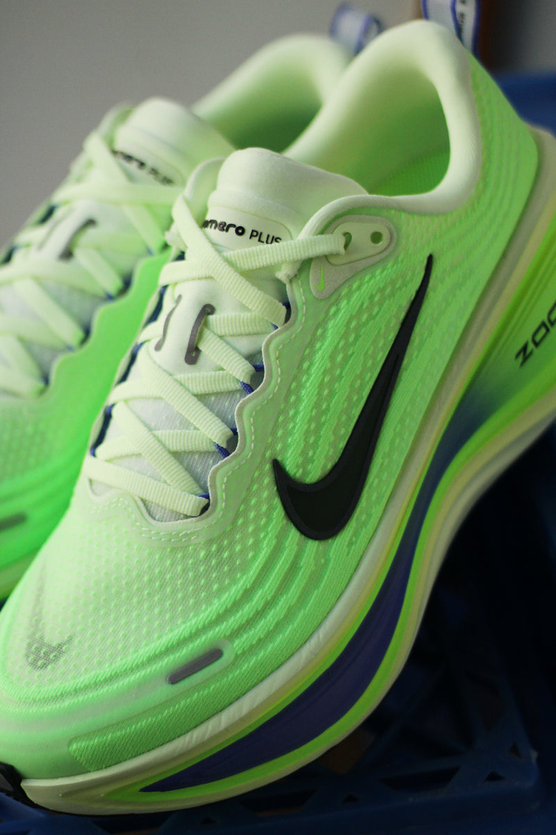 NIKE VOMERO PLUS 