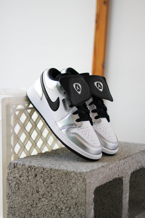 AIR JORDAN 1 LOW SE 